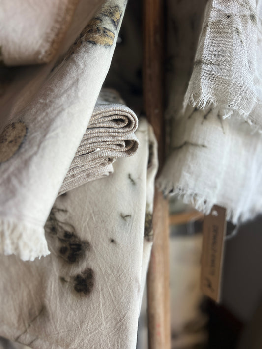 Eco-Printed Cotton Table Runner – Coreopsis